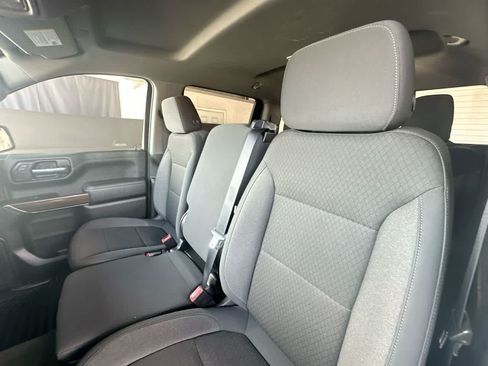 Used 2021 Chevrolet Silverado 1500 LT RWD image 14