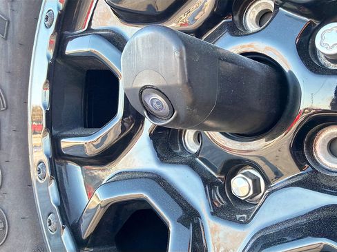 Used 2022 Ford Bronco Wildtrak image 13