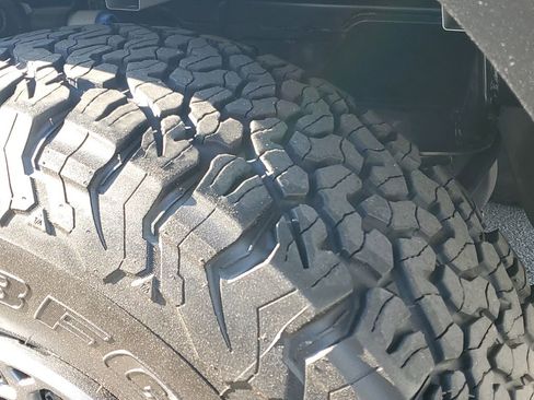 Used 2025 Ford F150 Raptor w/ Equipment Group 803A Raptor R image 8