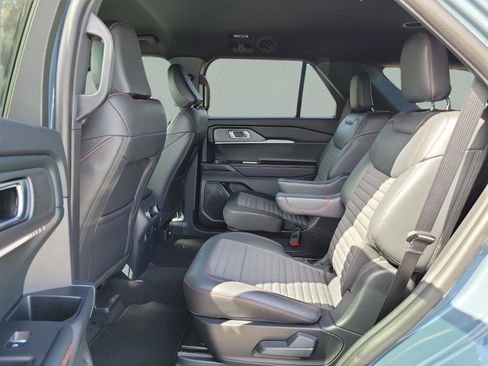 New 2026 Ford Explorer ST-Line w/ ST-Line Street Pack RWD image 10