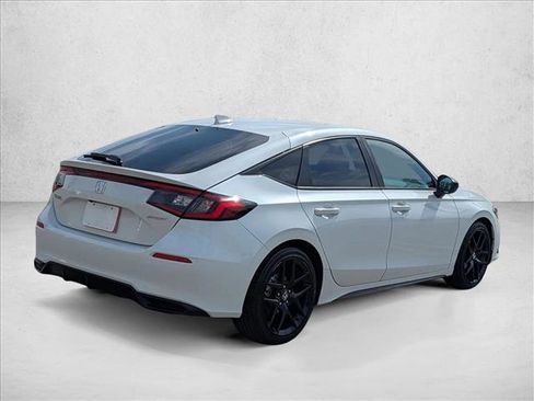 Used 2023 Honda Civic Sport image 5