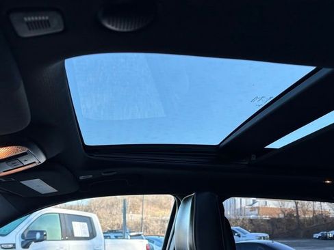 Used 2021 Jeep Grand Cherokee Overland image 11