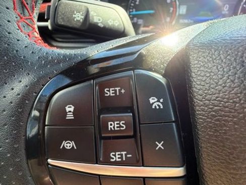 Used 2023 Ford Explorer ST-Line w/ Class IV Trailer Tow Package AWD/4WD image 12