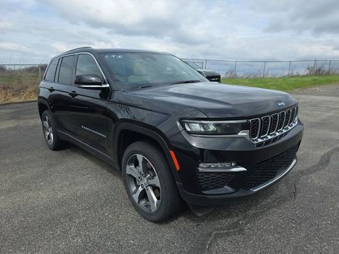 Certified 2023 Jeep Grand Cherokee 4WD 4xe image 2