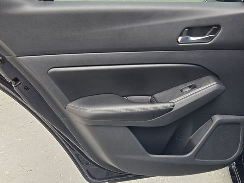 Used 2022 Nissan Altima 2.5 SV FWD image 33