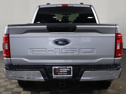 Used 2022 Ford F150 XLT w/ Trailer Tow Package image 12