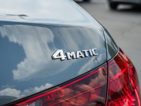 Used 2024 Mercedes-Benz C 300 4MATIC Sedan image 8