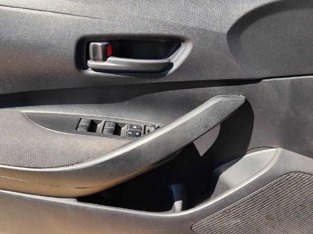 Used 2024 Toyota Corolla LE FWD image 18