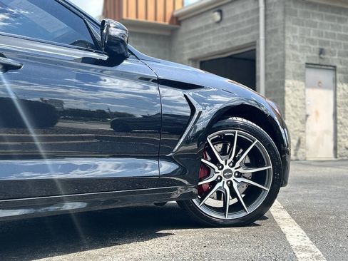Used 2019 Genesis G70 3.3T Advanced w/ Elite Package RWD image 4