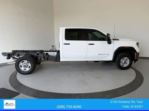Used 2021 GMC Sierra 2500 4x4 Crew Cab w/ Convenience Package image 6