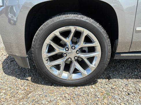 Used 2019 GMC Yukon Denali w/ Denali Ultimate Package AWD/4WD image 10