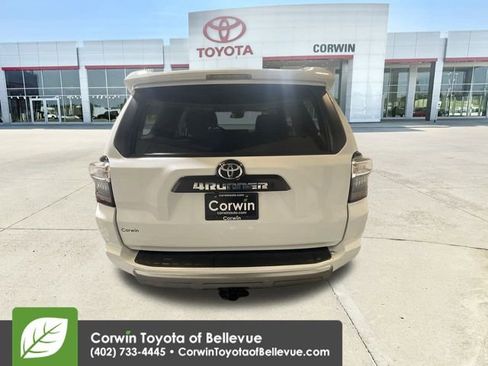 Used 2021 Toyota 4Runner TRD Off-Road Premium image 7