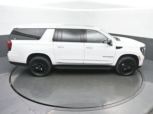 New 2026 GMC Yukon XL Elevation w/ Elevation Premium Package AWD/4WD image 46