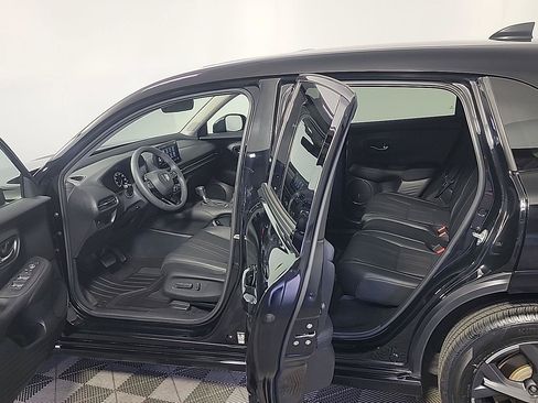 Certified 2024 Honda HR-V EX-L image 15