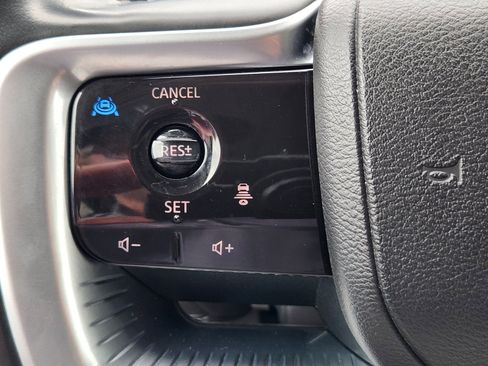 Used 2025 INFINITI QX80 Luxe RWD image 24