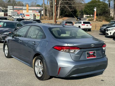 Used 2022 Toyota Corolla LE image 5