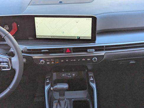 Certified 2025 Kia Sorento EX image 14