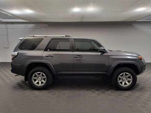 Used 2016 Toyota 4Runner Trail Premium AWD/4WD image 8