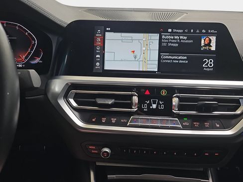 Used 2020 BMW 330i Sedan w/ M Sport Package RWD image 23