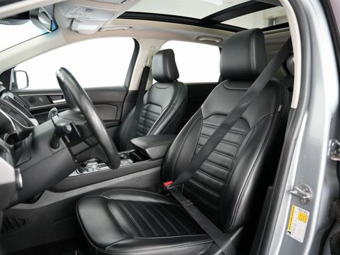 Used 2020 Ford Edge SEL w/ Convenience Package image 47