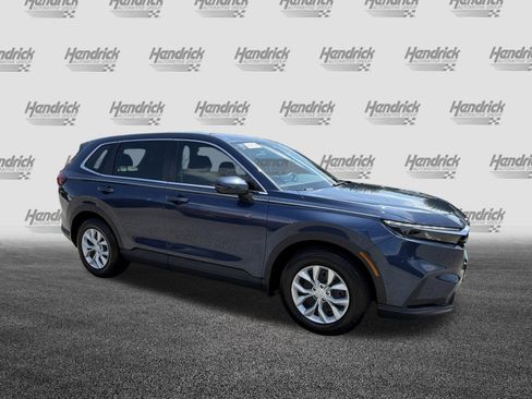 Used 2024 Honda CR-V LX image 2