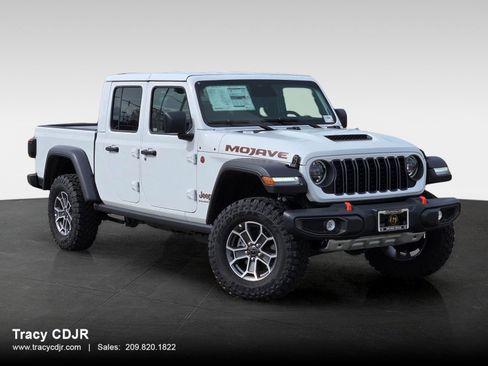 New 2026 Jeep Gladiator Mojave image 1
