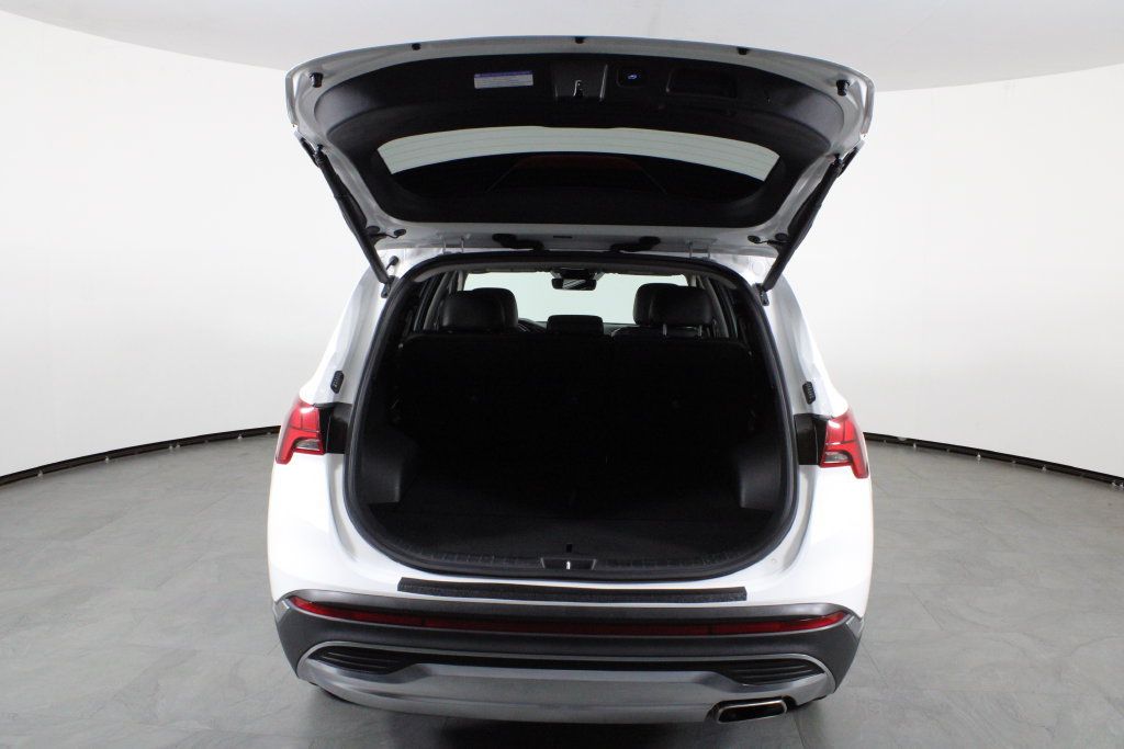 Certified 2023 Hyundai Santa Fe SEL w/ Premium Package FWD image 17