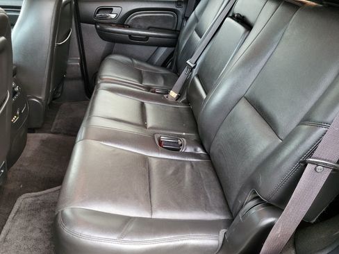 Used 2014 GMC Yukon Denali image 16