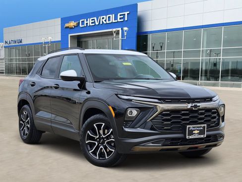 Certified 2025 Chevrolet TrailBlazer ACTIV w/ Driver Confidence Package FWD image 1