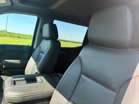 Used 2022 GMC Sierra 1500 SLT w/ SLT Premium Package AWD/4WD image 18