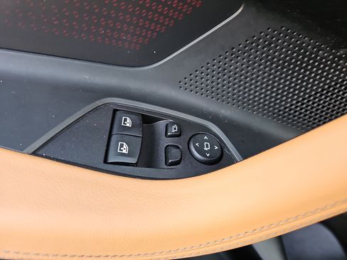 Certified 2025 BMW 230i Coupe image 29