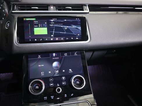 Used 2018 Land Rover Range Rover Velar S image 20