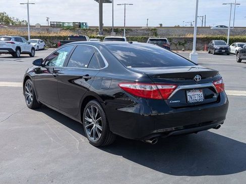 Used 2015 Toyota Camry XSE FWD image 11