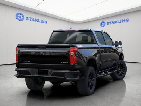 Used 2025 Chevrolet Silverado 1500 Custom Trail Boss AWD/4WD image 4