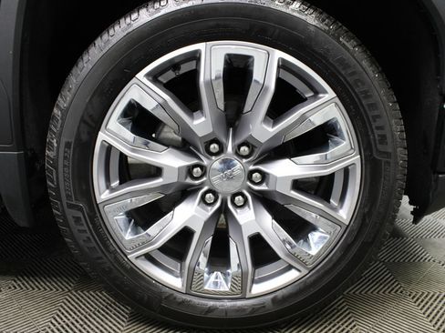 Used 2024 GMC Sierra 1500 Denali AWD/4WD image 13