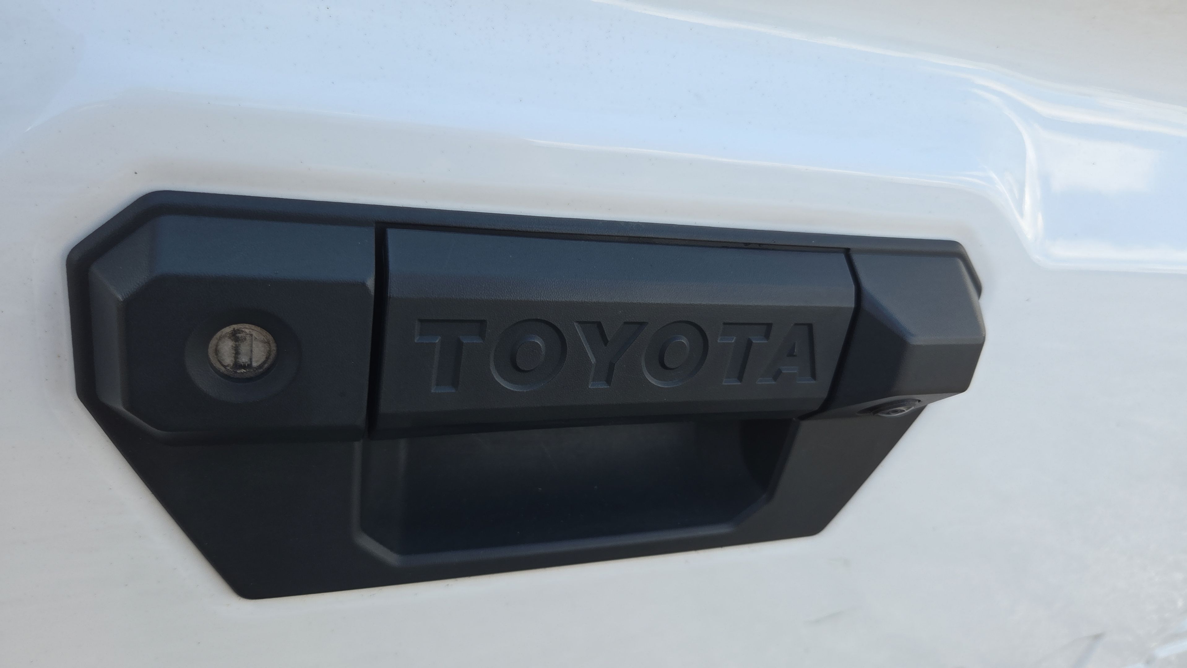 Used 2024 Toyota Tacoma SR RWD image 13