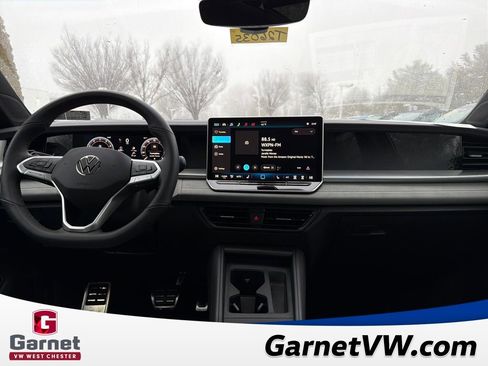 New 2026 Volkswagen Tiguan SE R-Line image 12