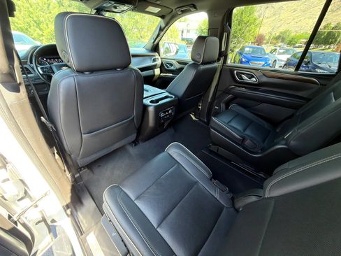 Used 2021 Chevrolet Tahoe Premier AWD/4WD image 28