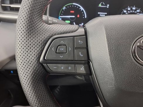 Used 2023 Toyota Sienna LE image 12