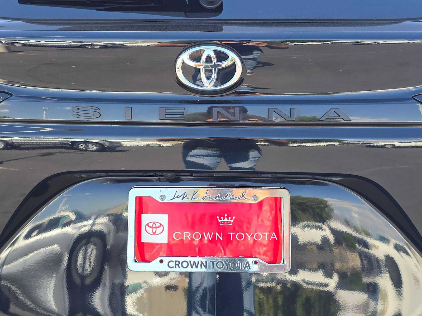 Certified 2026 Toyota Sienna XLE FWD image 15