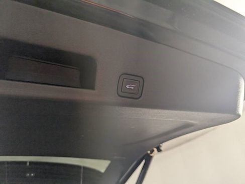 Certified 2025 GMC Acadia Elevation image 5