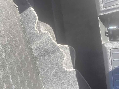 Used 2018 Tesla Model S 75D image 23