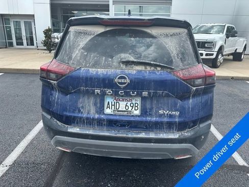 Used 2022 Nissan Rogue SV AWD/4WD image 6