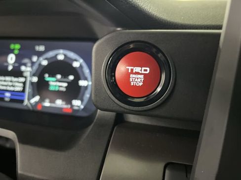 Used 2026 Toyota Tacoma TRD Sport w/ TRD Sport Upgrade Package AWD/4WD image 16