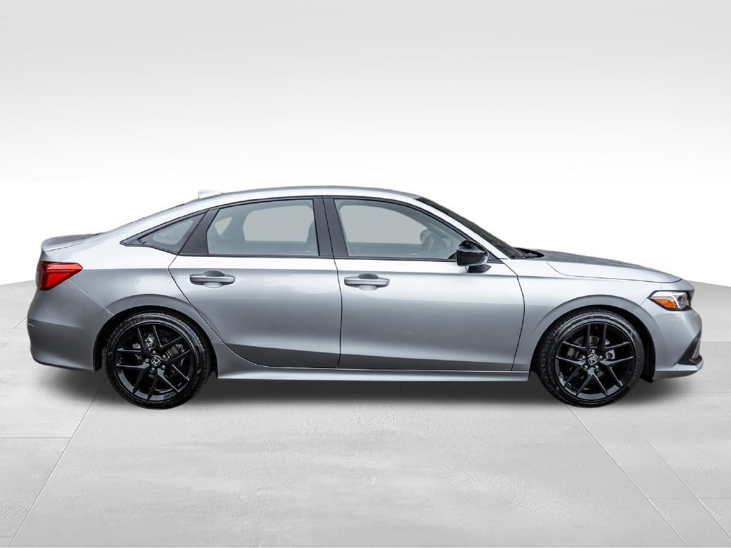 Used 2024 Honda Civic Sport image 4