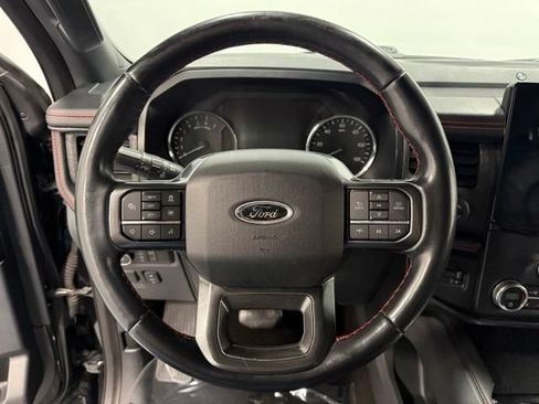 Used 2022 Ford Expedition Limited AWD/4WD image 16
