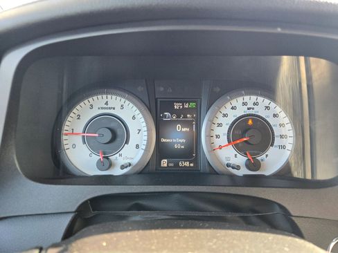 Used 2020 Toyota Sienna SE w/ SE Preferred Package image 23