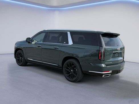 New 2026 Cadillac Escalade ESV Luxury w/ Touring Package image 5