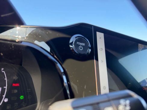 Used 2024 Lexus NX 450h+ F Sport image 26