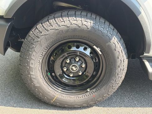 New 2026 Ford Bronco Outer Banks AWD/4WD image 11